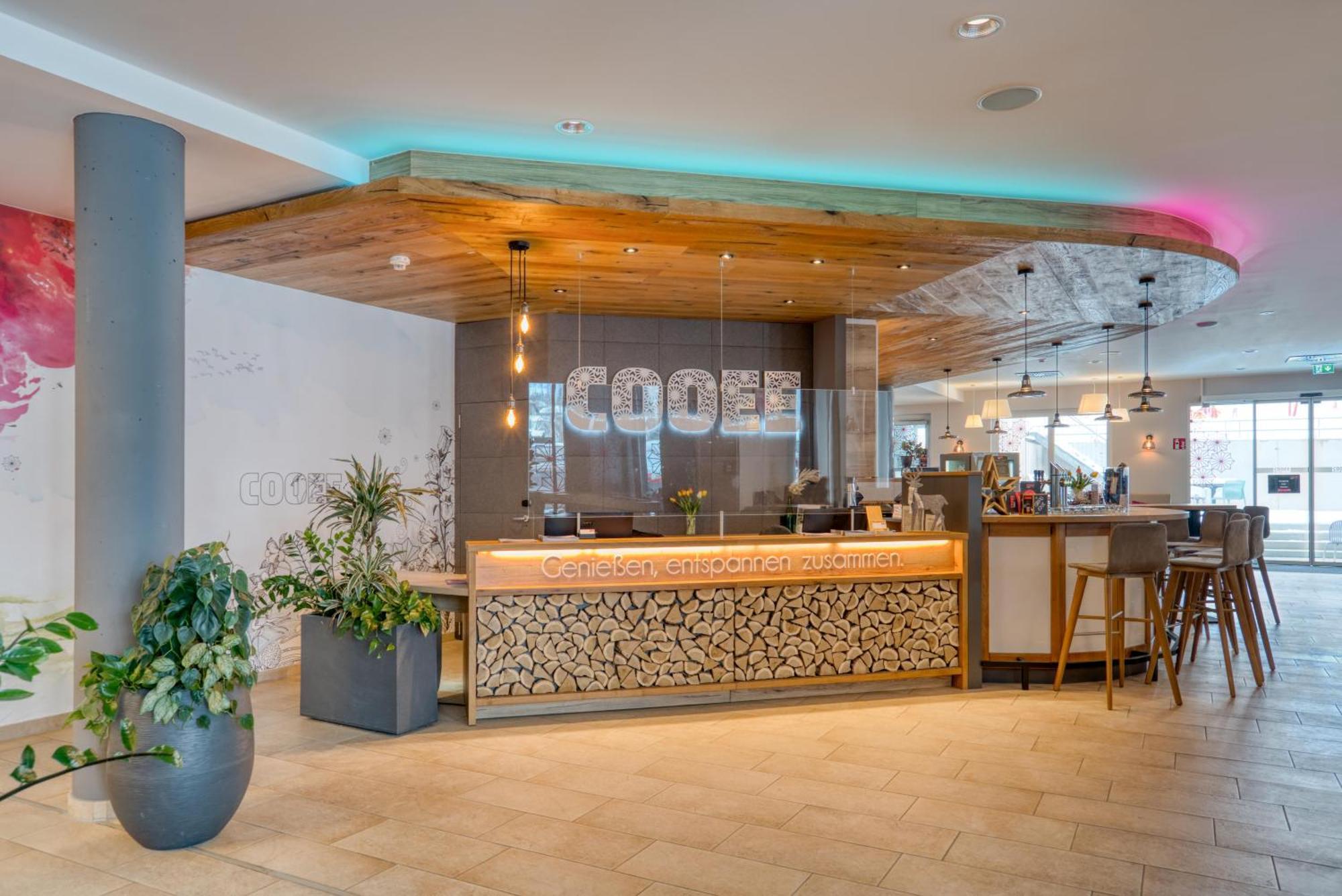 Cooee Alpin Hotel Бад Кляйнкирххайм Экстерьер фото